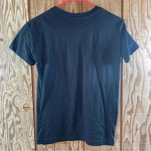 Johnny Cash Tee Shirt 🎸 - Picture 3 of 3